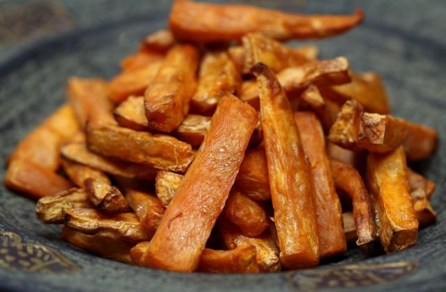 Studiu: Renuntarea la sare ar putea salva vietile diabeticilor