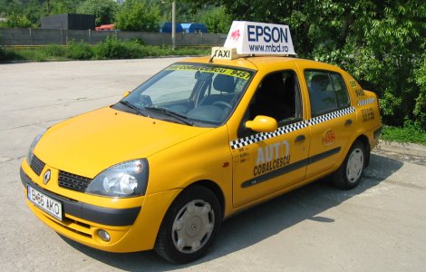 Taximetrist agresat cu o arma in Capitala de catre doi tineri