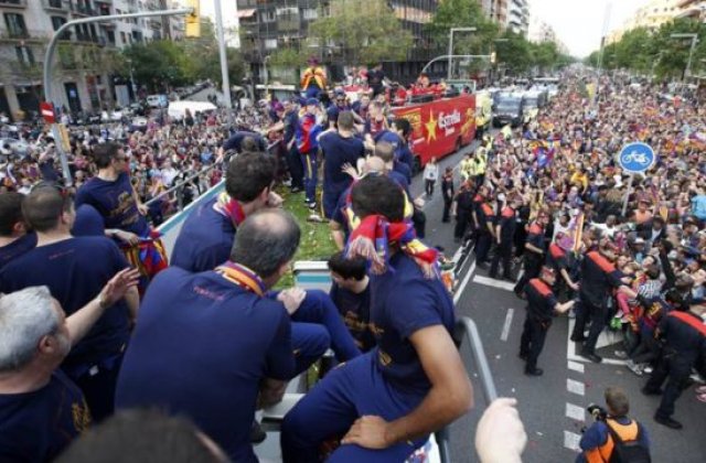 Barcelona, la un pas de a semna cel mai profitabil contract din istoria fotbalului