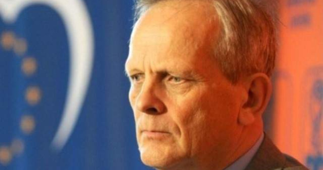 Stolojan: Parlamentul Romaniei, cel mai mare risc la ora actuala