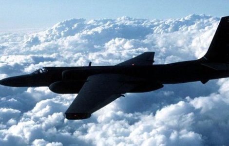 Avion american, interceptat de avioane chineze deasupra Marii Chinei de Sud