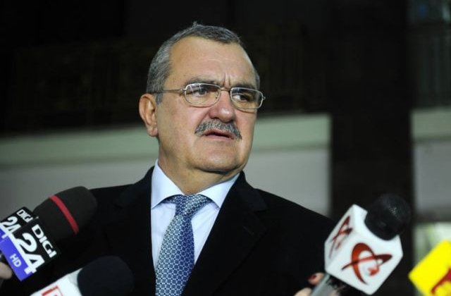 Miron Mitrea a fost eliberat din penitenciarul de la Poarta Alba