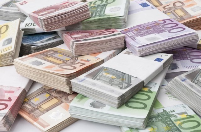 Romania a atras un miliard euro de pe pietele externe