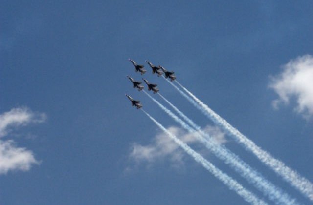 Rusia propune coalitiei conduse de SUA raiduri aeriene in comun in Siria