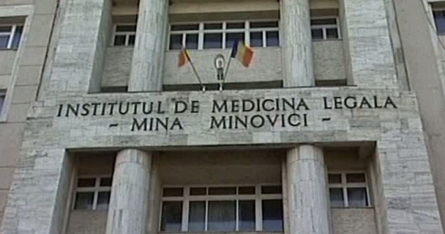 Medicii legisti fac necropsia in cazul lui Dan Condrea