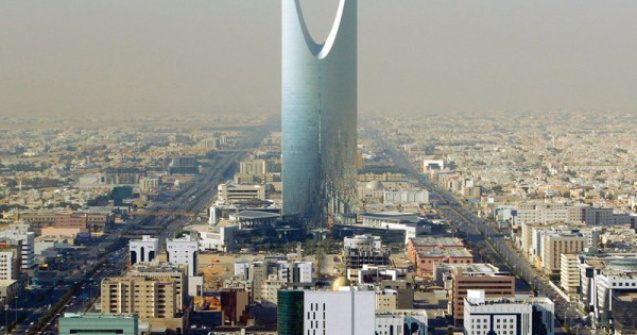 Amenda de 165.000 de lei pentru ca a verificat telefonul sotului