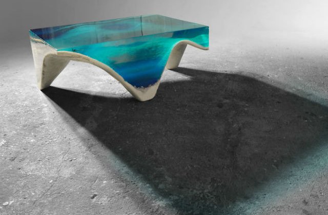 [FOTO] Ai mai vazut asa ceva? Masa care imita adancurile oceanului