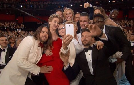  Top  Cum aratau cei mai celebri oameni la balul de absolvire