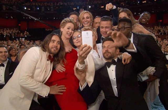 Cum aratau cei mai celebri oameni la balul de absolvire