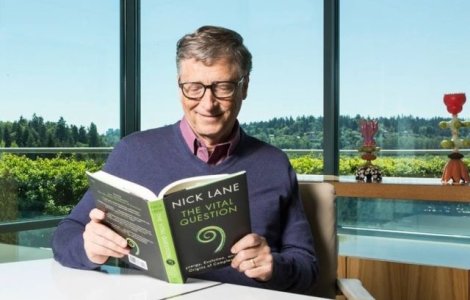  Top  Ce citeste Bill Gates: 5 carti recomandate de cofondatorul Microsoft