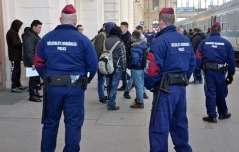 Oficial ungar: UE ar trebui sa trimita imigrantii acasa