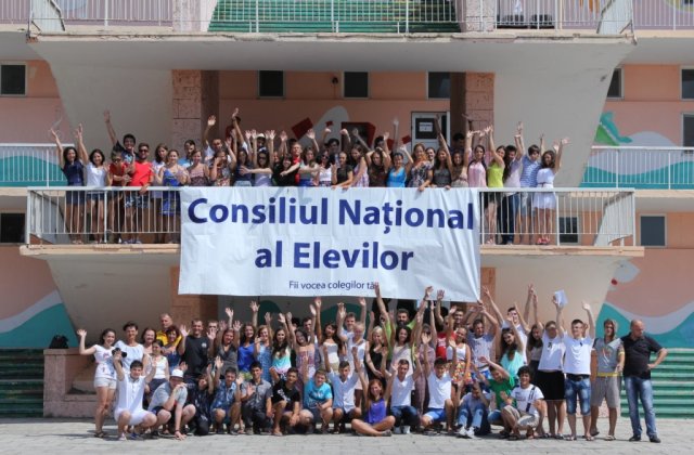 Consiliul National al Elevilor are un nou Regulament de Organizare si Functionare