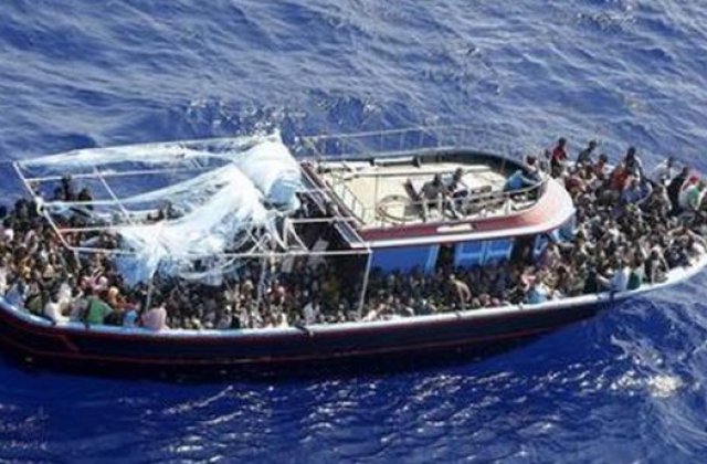 Aproximativ 3.000 de imigranti, salvati in largul coastelor libiene