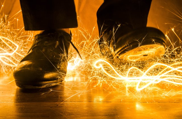 [VIDEO] Un barbat a alergat atat de tare incat adidasii sai au luat foc