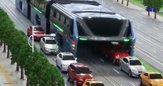 Autobuzul care nu va ramane niciodata blocat in trafic
