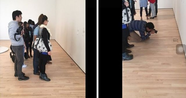  Video  Granita subtire dintre gluma si arta! Un adolescent a pacalit vizitatorii unui muzeu