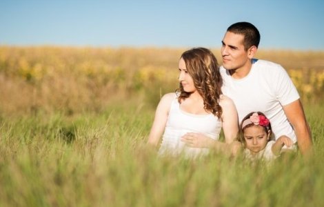 Studiu: Ingrijirea copiilor stimuleaza inteligenta umana