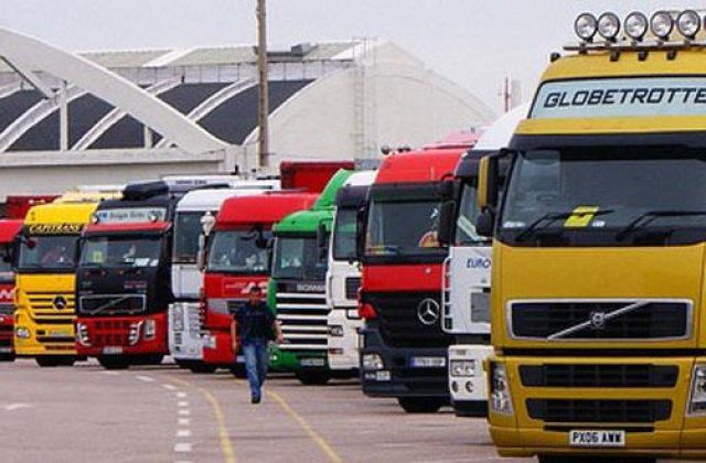 Producatorii europeni de camioane risca amenzi record din partea UE