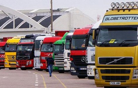 Producatorii europeni de camioane risca amenzi record din partea UE