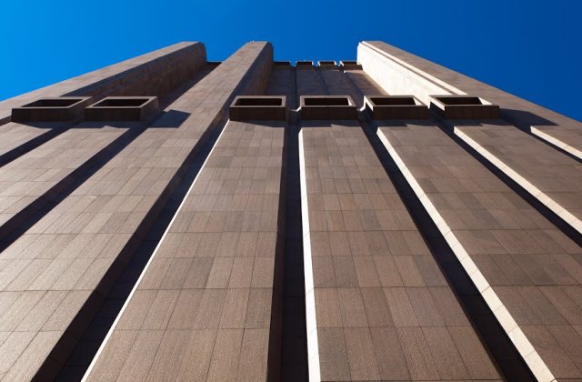 Zgarie-norii fara geamuri, locul care ar fi rezistat unui atac nuclear