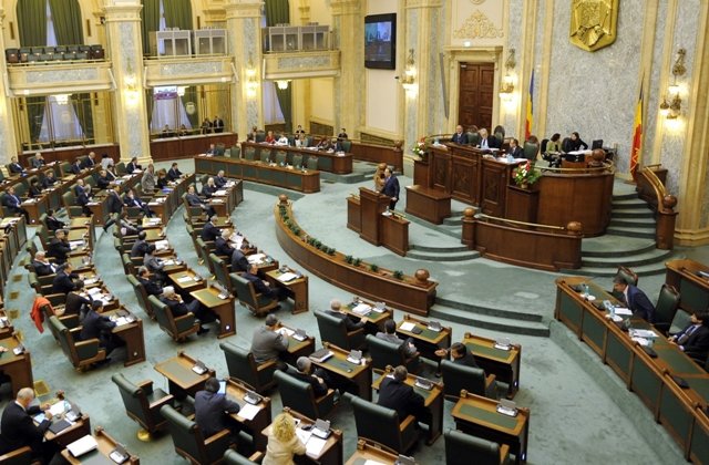 Dosarul lui Corlatean, trimis la Comisia juridica a Senatului. Cand s-a fixat primul termen