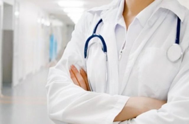 DNA: 77 de medici specialisti oncologi sunt urmariti penal pentru luare de mita