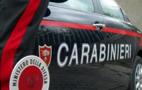 Saisprezece persoane, arestate in Sicilia pentru trafic de imigranti