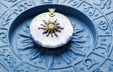 Horoscopul zilei de joi: Taurii cheltuie foarte multi bani