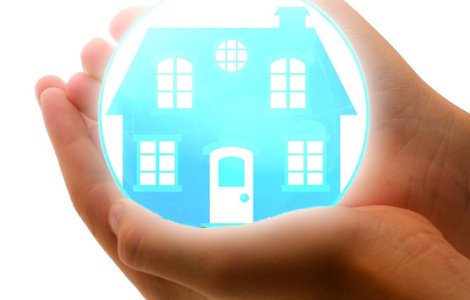 Motivul pentru care intr-un sat casele nu au usa la intrare