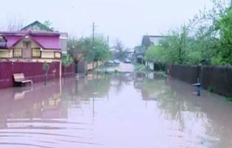  Video  Vrancea: La Adjudu Vechi a plouat 135 de litri pe metru patrat