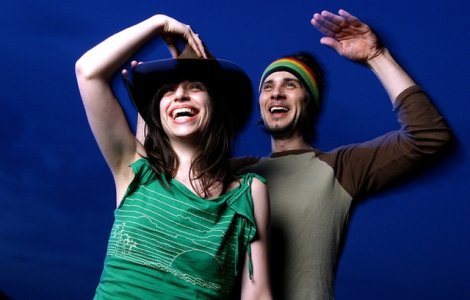 Studiu: Filmele iti pot salva mariajul