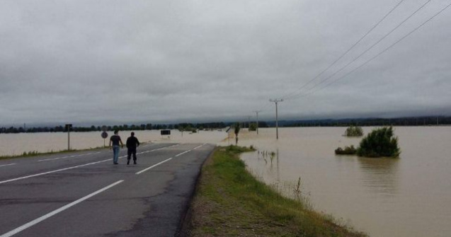 INHGA anunta un nou cod rosu de inundatii. Vezi judetele afectate