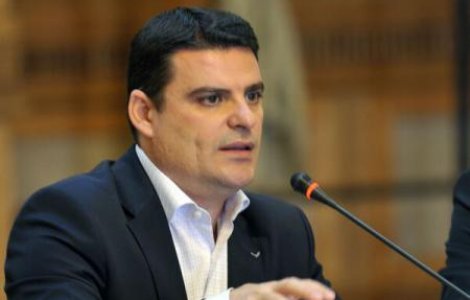 Radu Tudor: Cine castiga duminica alegerile