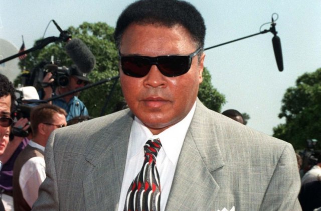 Pele: Muhammad Ali era prietenul meu, idolul meu, eroul meu