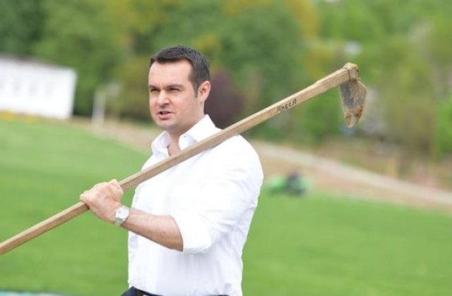 Omul care a castigat alegerile din puscarie