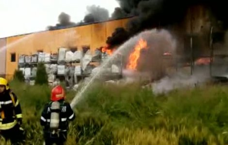  Video  Un pompier a murit in misiune la incendiul din Jilava