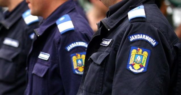  Video  Jandarmii au confiscat steagul secuiesc arborat ilegal