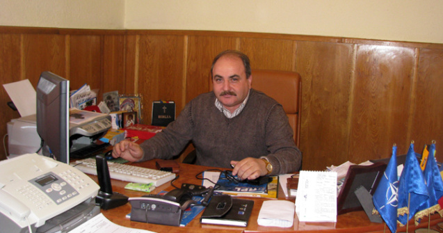 Primarul social-democrat ales cu 100% din voturi