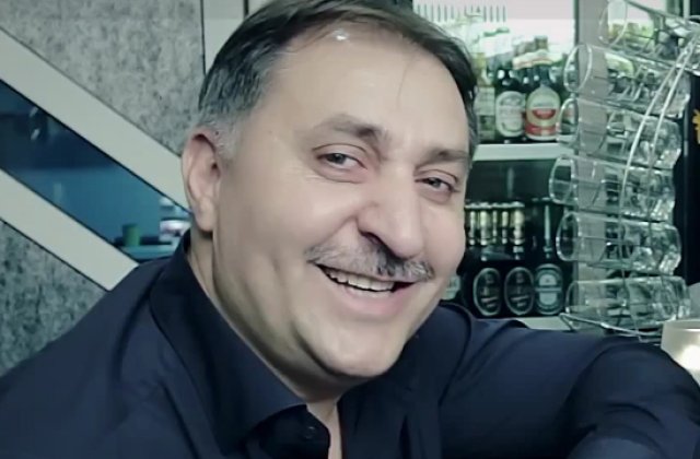 [VIDEO] Manelistul Vali Vijelie a cantat pe scena Conservatorului