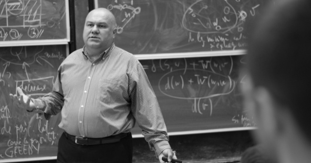 Calin Tatomir, fostul director Microsoft, retinut de DIICOT