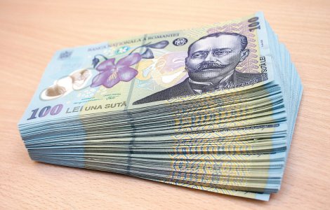 Cine va beneficia de maririle salariale din august