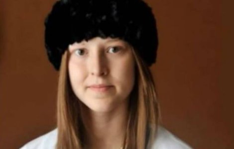 A murit la 12 ani de cancer. Ce a gasit tatal in camera fetei