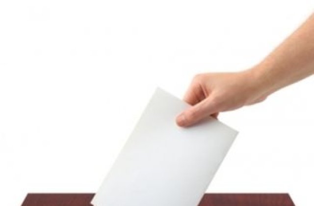 Zeci de mii de buletine de vot nu au ajuns in urne