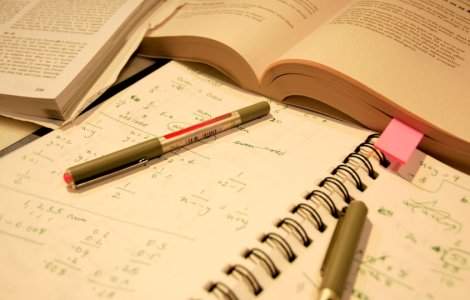 Elevii vor sustine astazi prima proba din examenul "maturitatii"