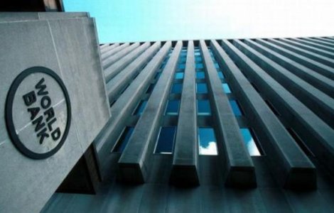 Banca Mondiala: Romanii vor plati taxe mai mari in 2017