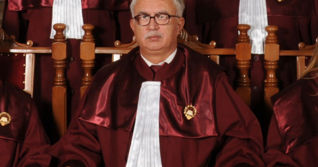 Zegrean raspunde la intrebarea "Ce faceti cu 6.500 de euro pe luna?"