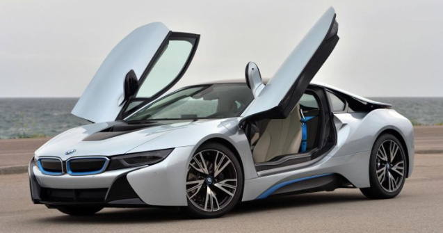 Tichet de 20.000 de lei pentru cei care aleg o masina full-electric