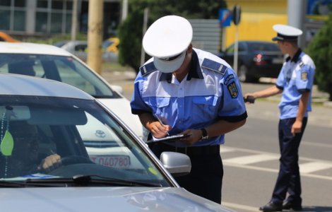 Un politist a fost ridicat de DNA pentru ca cerea servicii sexuale