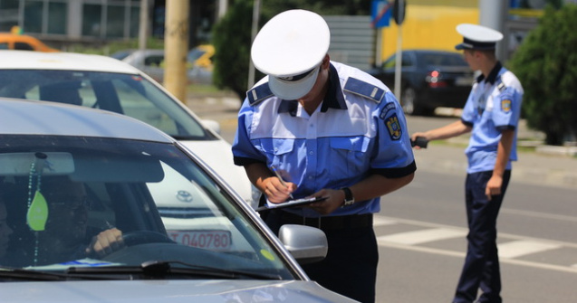 Un politist a fost ridicat de DNA pentru ca cerea servicii sexuale