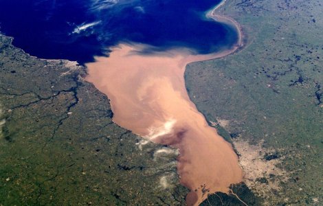  Top  Inundatii, uragane, furtuni de nisip! Lumea vazuta din satelit, in 20+1 imagini fascinante